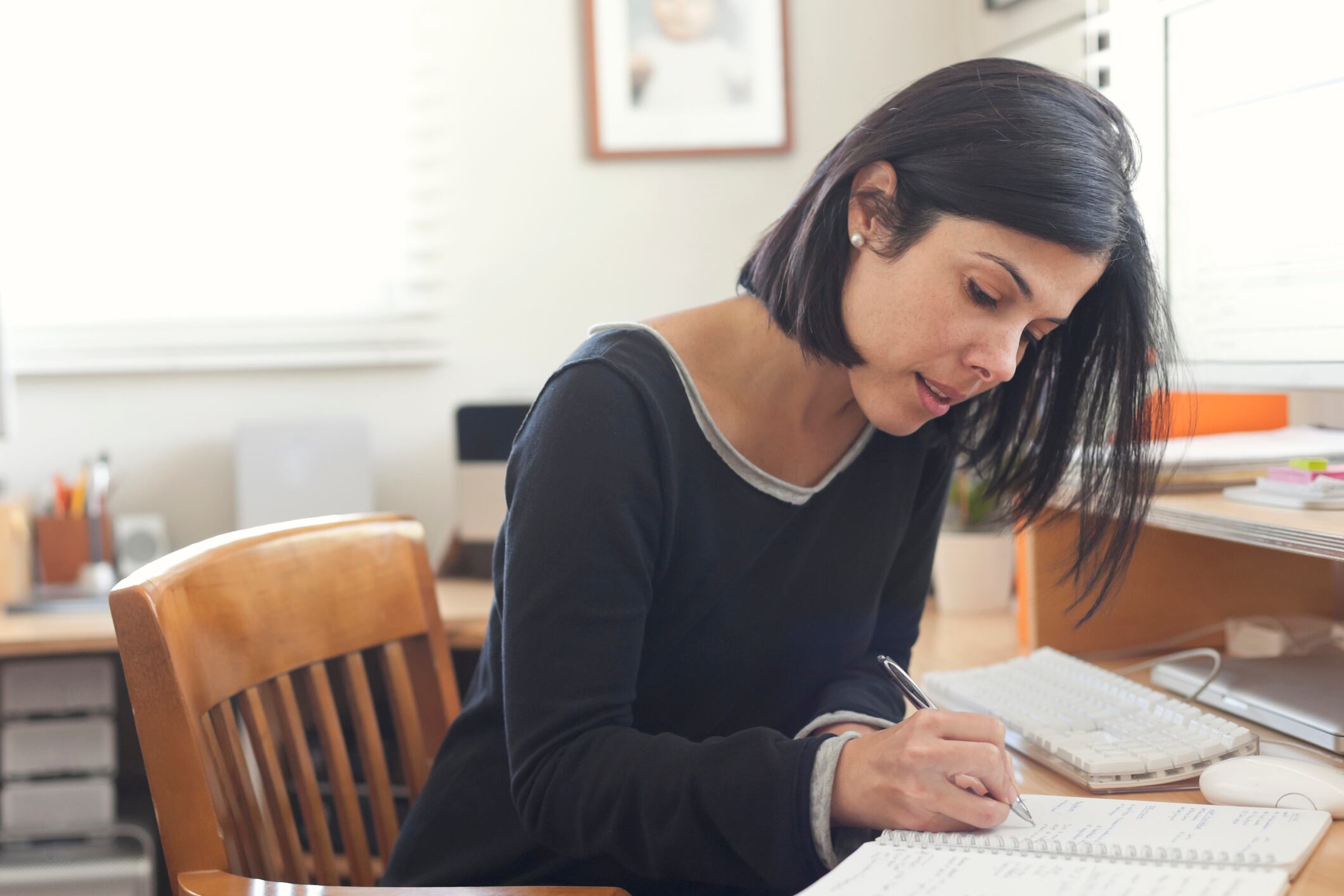 Ante la incertidumbre ortográfica que rodea a ciertas palabras, es fundamental profundizar en su significado y reglas gramaticales para evitar errores comunes en la escritura.
